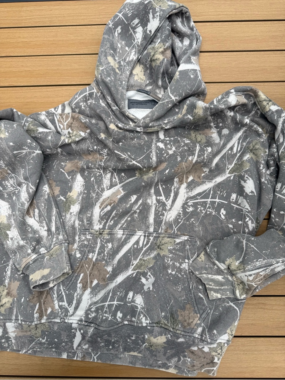 Abercrombie & Fitch Men’s Camouflage Size Large Hoodie. VGUC.